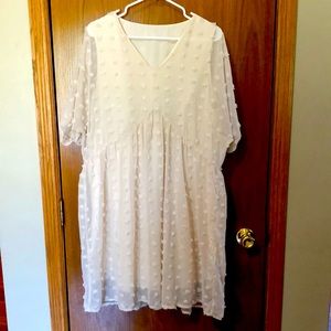 Perfect bridal shower dress!